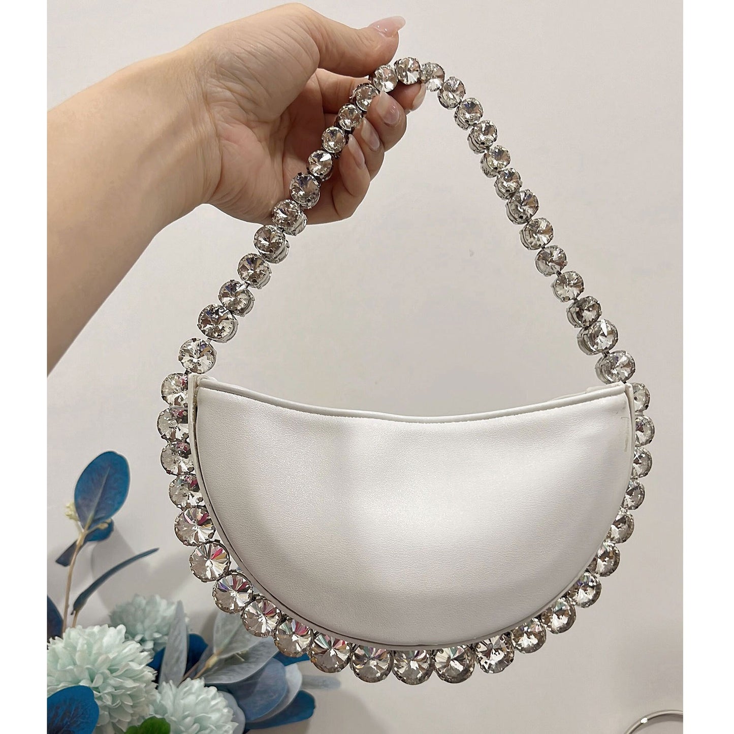 Ultra shiny diamond inlaid underarm bag with rhinestone shoulder bag for carrying