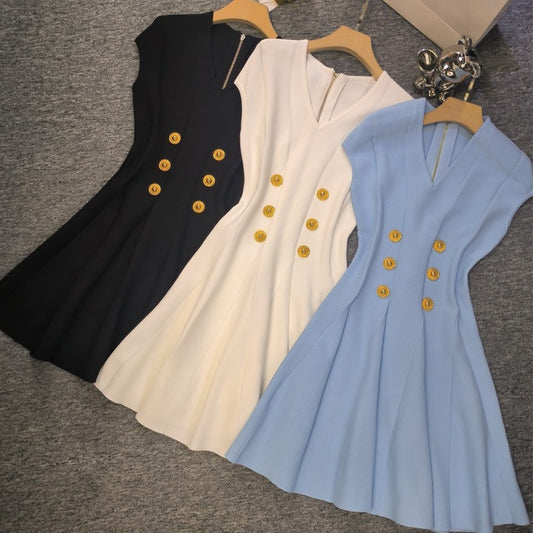 Fashionable raglan sleeve V-neck metal buckle high-waist zipper knitted dress